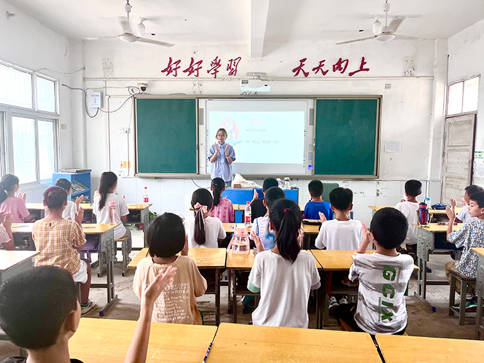 南京財經大學：音樂撥動心弦，溫情律動精彩