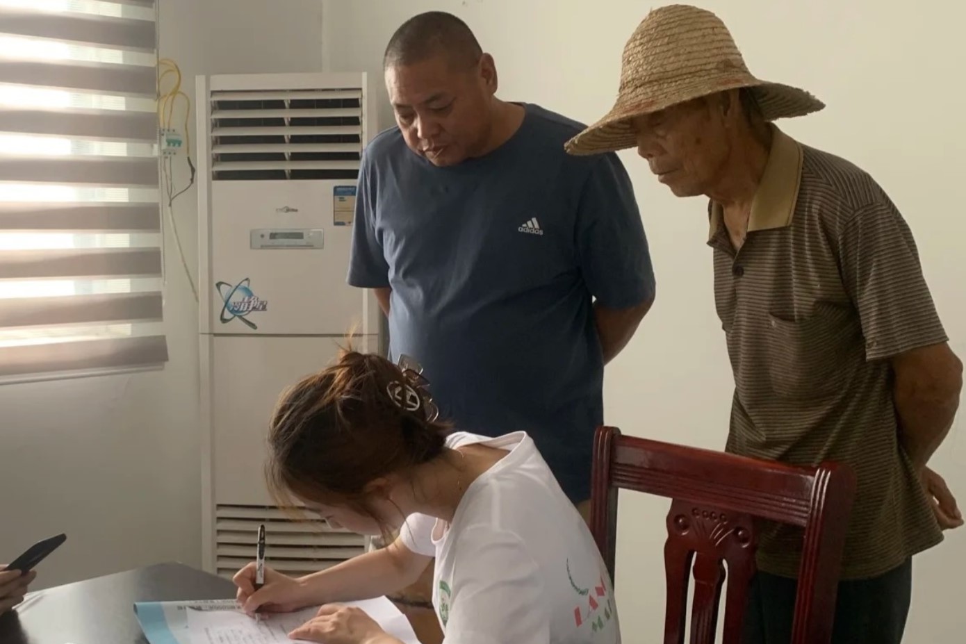 蒼南探秘，為留守兒童點亮知識燈塔 ——“伴我童行”鄉村留守兒童幫扶暑期社會實踐