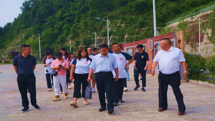 情系高原沃土，躬耕育人初心