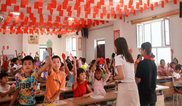 凝聚民族團結大愛，綻放青春奉獻吾疆