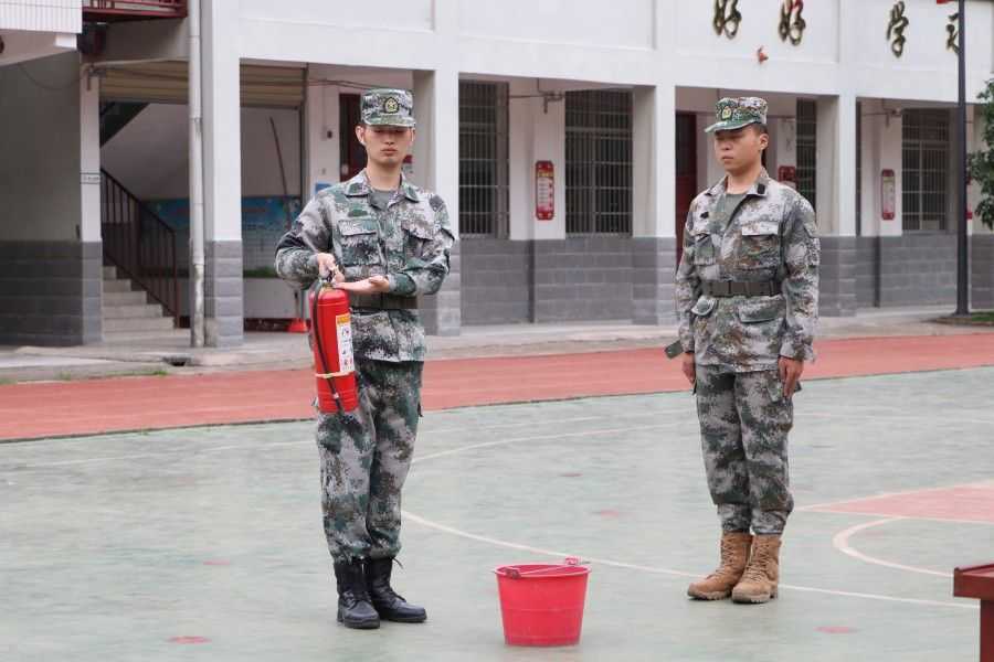 國防教育潤啟童心，紅色基因永傳承 ——木腳村開展國防動員 教育聯學活動