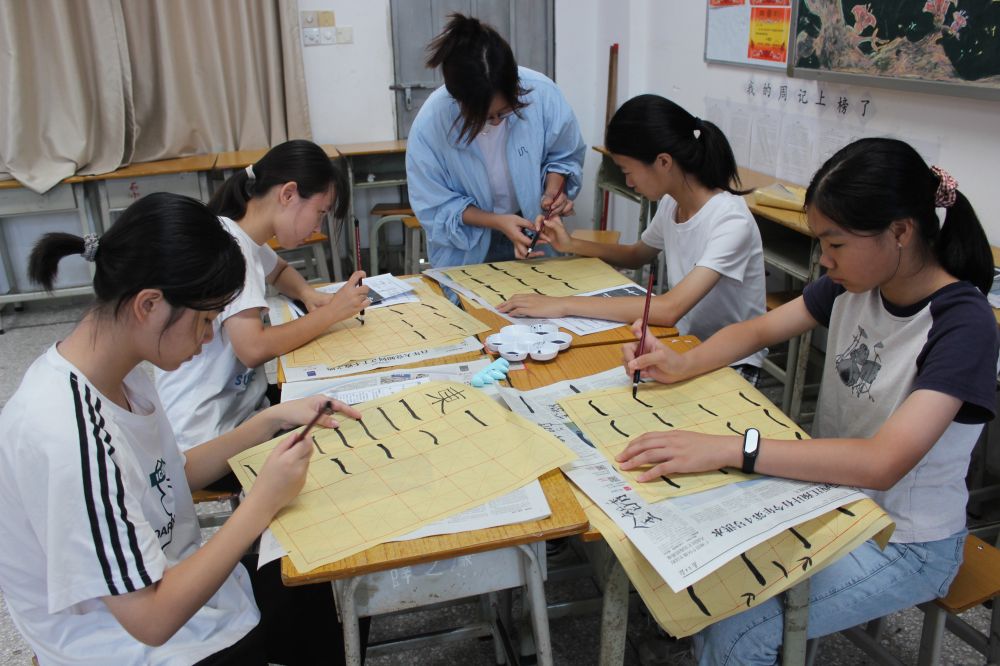 廣東技術師范大學“舞躍獅騰”百千萬工程突擊隊：美育三藝齊輝，引領文化傳承